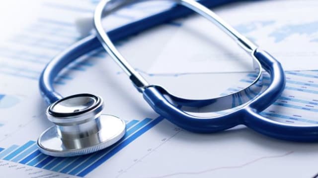 Persimpangan Asuransi Kesehatan dan Pinjaman Pribadi dalam Pembiayaan Perawatan Medis