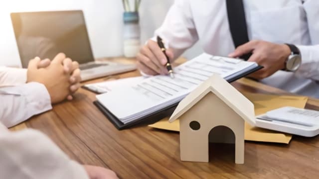 Pro dan Kontra Mengambil Pinjaman untuk Perbaikan Rumah